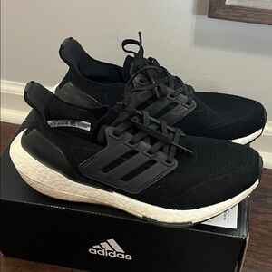 Adidas Ultraboost 21